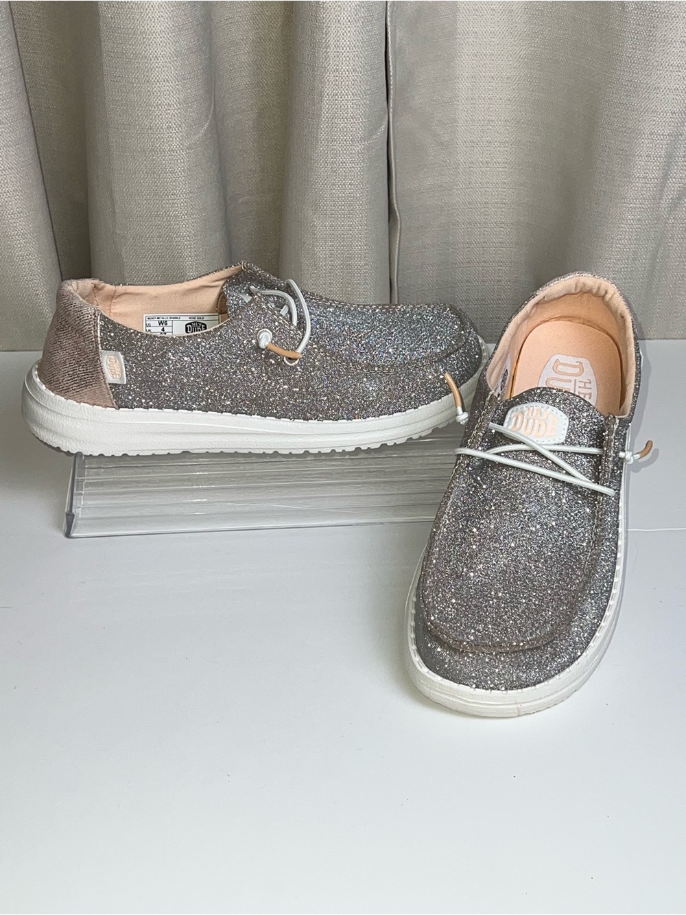 NWOB HEY DUDE Wendy Metallic Silver Sparkle Slip-On Shoes